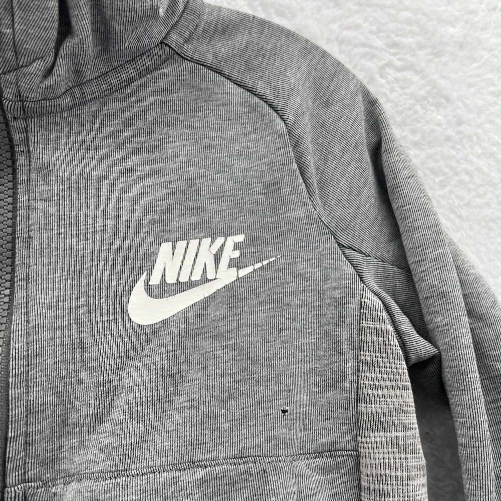 Nike Hoodie Boys XS Gray Full Zip Zip Long Sleeve‎ Jacket Logo Youth Extra Small